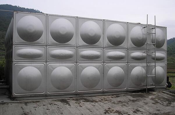 河南不銹鋼水箱廠家 河南不銹鋼水箱廠家