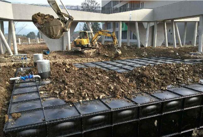 鄭州不銹鋼水箱 鄭州不銹鋼水箱